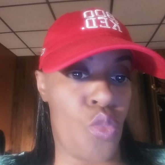 Meet your Posher, Eva - Picture 1 of 1